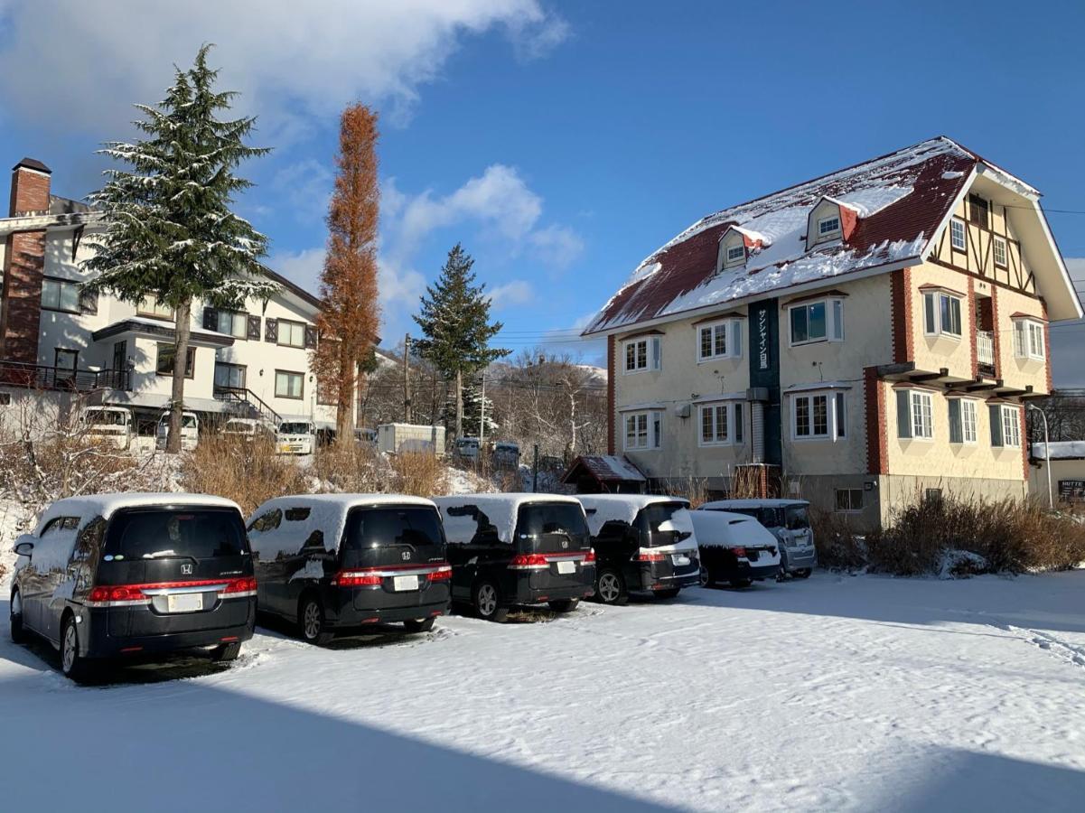 Sunshine Hakuba Ski-To-Door Exterior photo